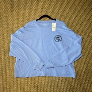 Brand new light weight crewneck sweater